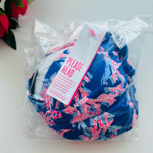 Lilly Pulitzer flamenco one piece swimsuit - Picture 11 of 14